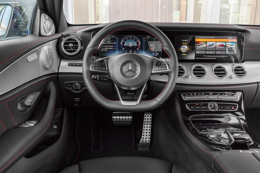 Торпедо Mercedes-AMG E43 4Matic 2016 года  (фото 24 из 30)